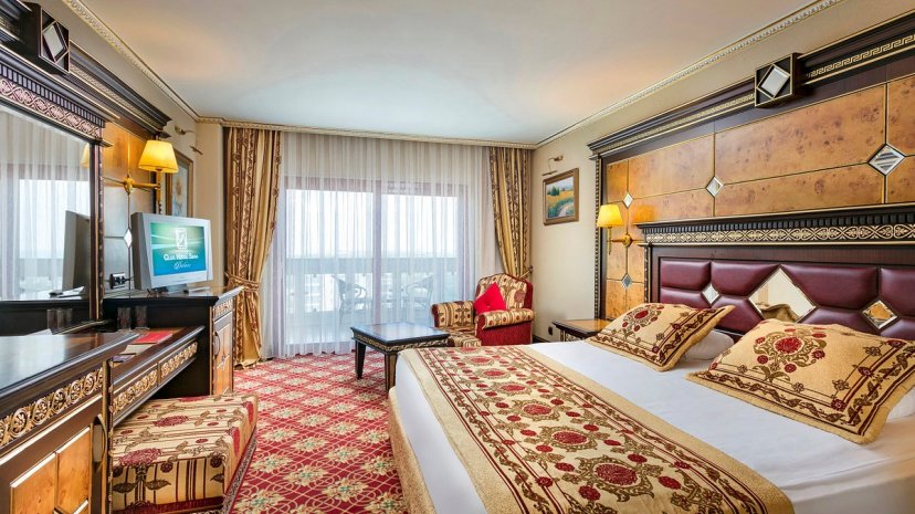 Фотографии