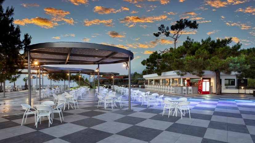 Фотографии